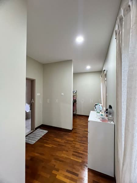Bungalow for Rent in Cheras (Selangor) - Alex Wong - Corridor - PropertyGuru.com.my