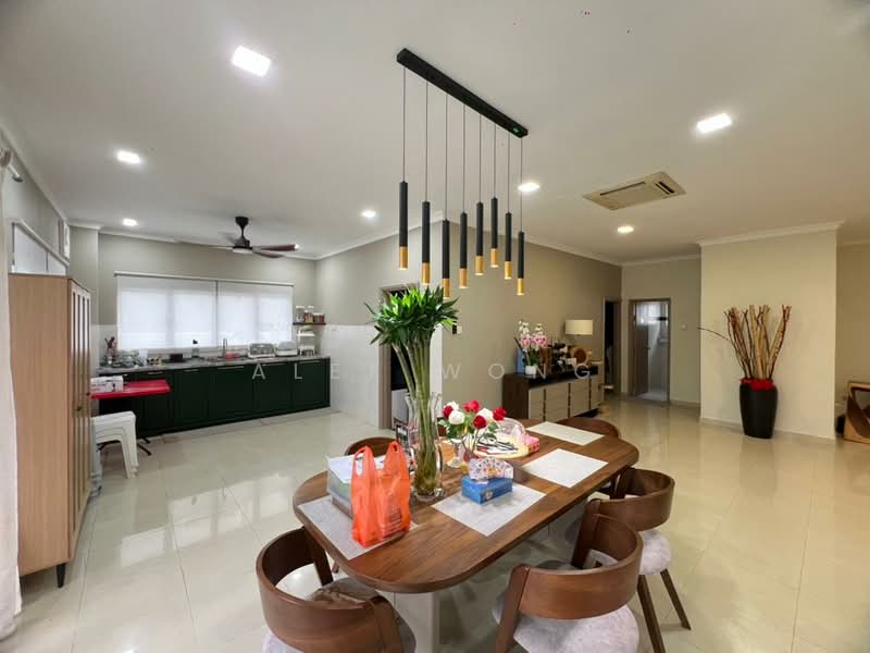 Bungalow House untuk Disewa di Bandar Mahkota Cheras (Cheras) - Alex Wong - Dining Room - PropertyGuru.com.my