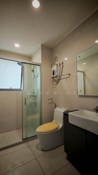 Condominium for Rent at Bay Point @ Country Garden Danga Bay - NG ZEN XI - Bathroom - PropertyGuru.com.my