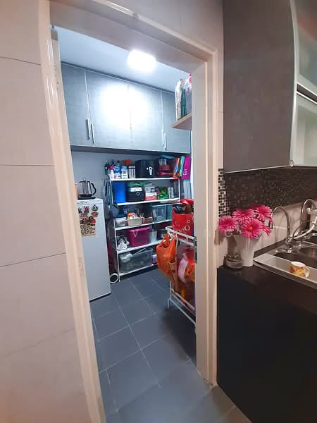 Servis Apartment untuk Disewa di Verde - Kelvin Ng - Kitchen - PropertyGuru.com.my