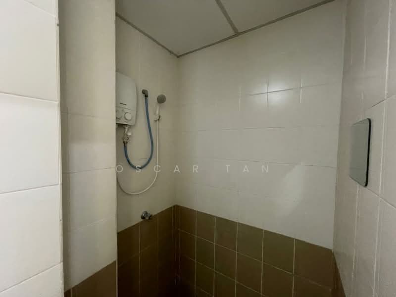 Kondominium untuk Disewa di Platinum Lake PV 12 - Oscar Tan - Bathroom - PropertyGuru.com.my