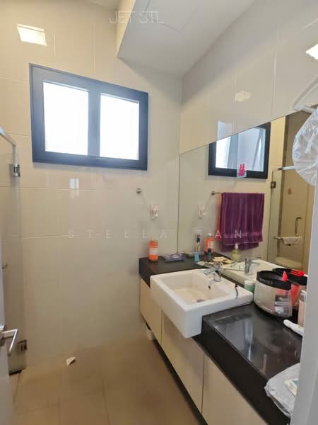 Semi-Detached House for Sale in Setia Utama (Setia Alam) - Stella Tan - Bathroom - PropertyGuru.com.my