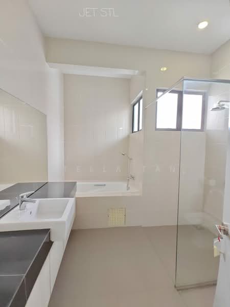 Semi-Detached House for Sale in Setia Utama (Setia Alam) - Stella Tan - Bathroom - PropertyGuru.com.my