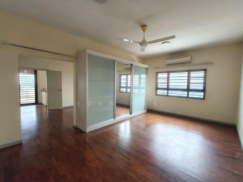 Condominium for Sale at Opal Damansara - Ivan Kok - Bedroom - PropertyGuru.com.my