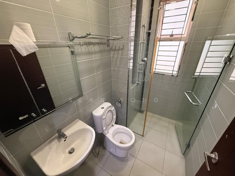 Semi-Detached House for Sale in Bukit Idaman (Selayang) - Sean Yong - Bathroom - PropertyGuru.com.my