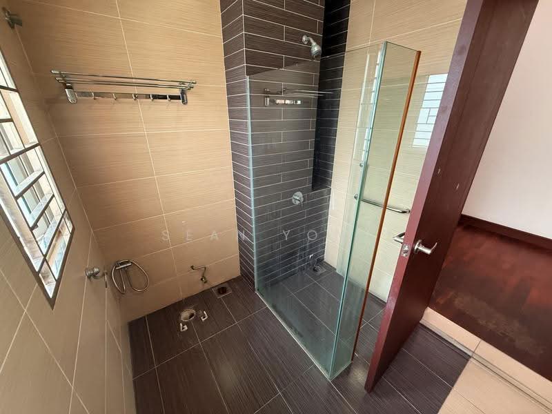 Semi-Detached House for Sale in Bukit Idaman (Selayang) - Sean Yong - Bathroom - PropertyGuru.com.my