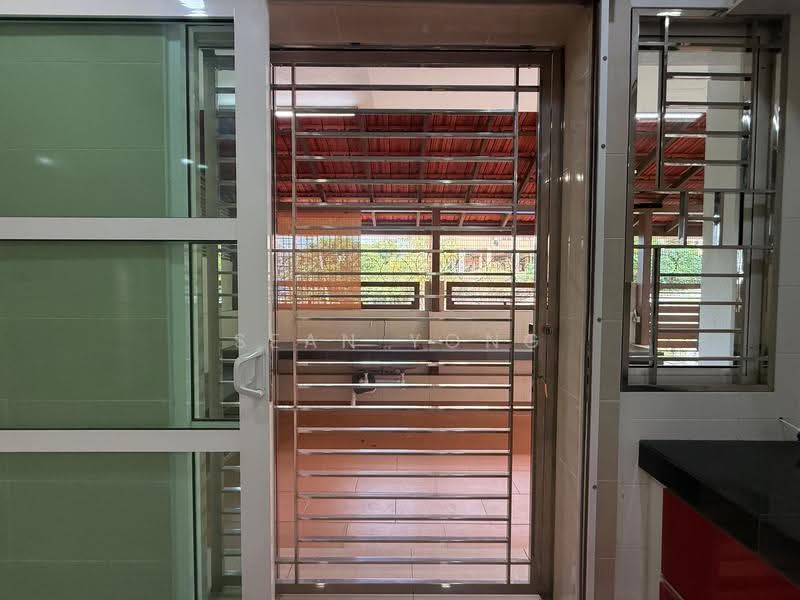 Semi-Detached House for Sale in Bukit Idaman (Selayang) - Sean Yong - Kitchen - PropertyGuru.com.my