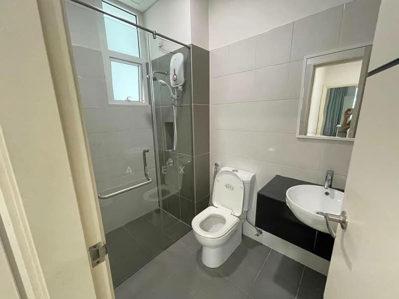 Kondominium untuk Disewa di One Medini - Alex How - Bathroom - PropertyGuru.com.my