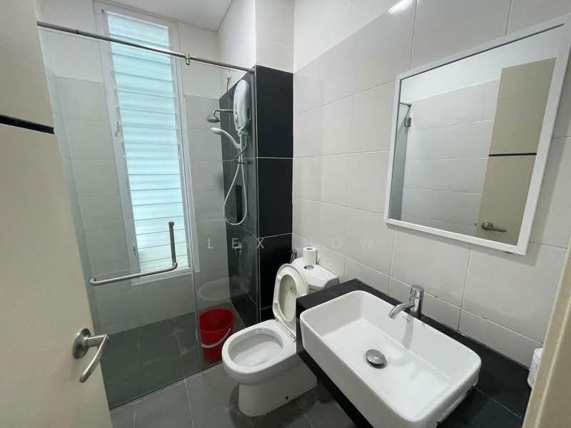 Kondominium untuk Disewa di One Medini - Alex How - Bathroom - PropertyGuru.com.my