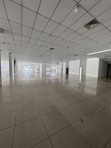 Shop for Rent in Subang Jaya (Selangor) - Diana Poo - Interior - PropertyGuru.com.my