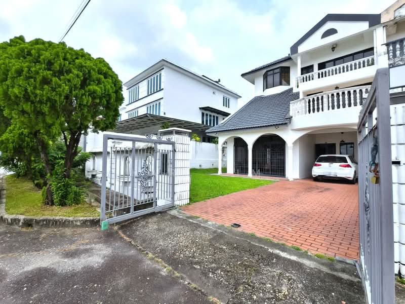 Semi-Detached House for Sale in Taman Johor Jaya (Johor Bahru) - Karl Lim - Exterior - PropertyGuru.com.my