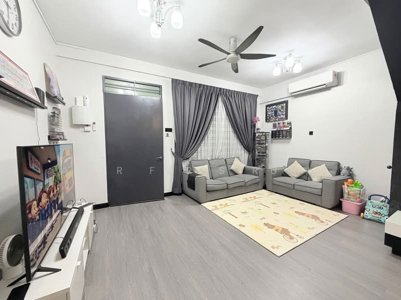 Terraced House for Sale in Senai (Kulai) - Amir Faris Rusli - Living Room - PropertyGuru.com.my