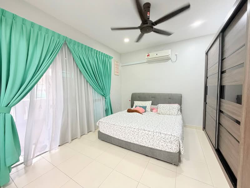 Terraced House for Sale in Senai (Kulai) - Amir Faris Rusli - Bedroom - PropertyGuru.com.my
