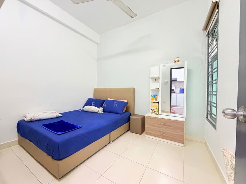 Terraced House for Sale in Senai (Kulai) - Amir Faris Rusli - Bedroom - PropertyGuru.com.my