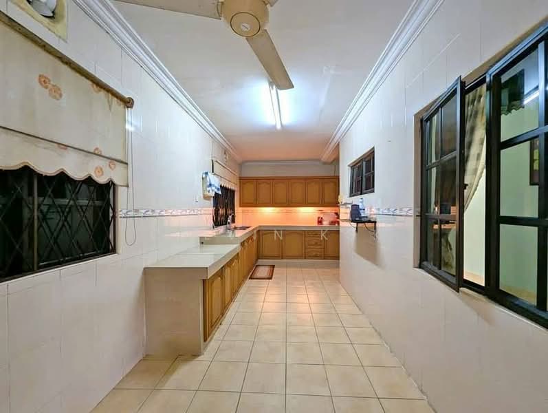 Semi-Detached House for Sale in Country Heights (Kajang) - Calvin Kok - Kitchen - PropertyGuru.com.my