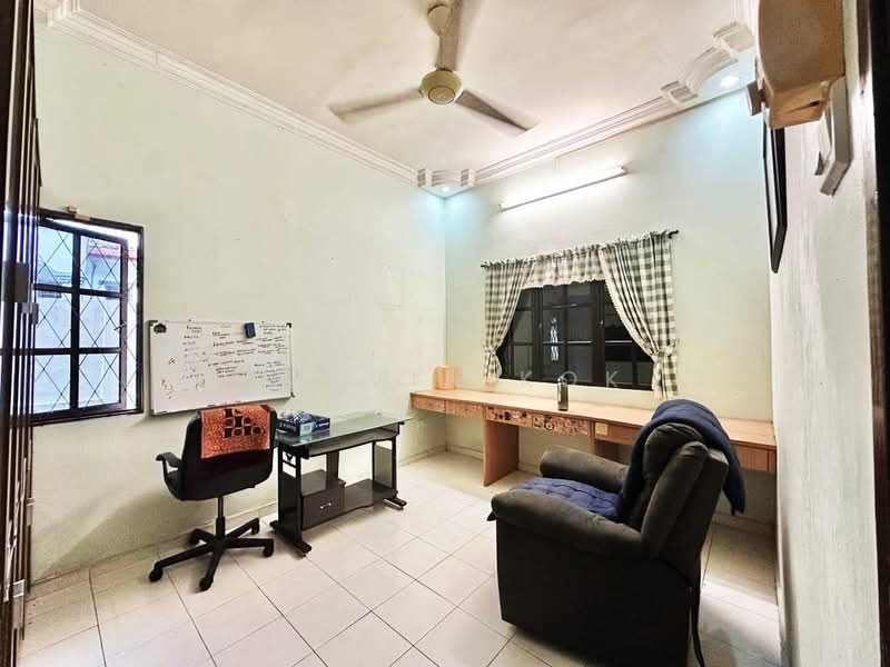 Semi-Detached House for Sale in Country Heights (Kajang) - Calvin Kok - Study - PropertyGuru.com.my