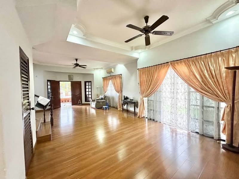 Semi-Detached House for Sale in Country Heights (Kajang) - Calvin Kok - Living Room - PropertyGuru.com.my
