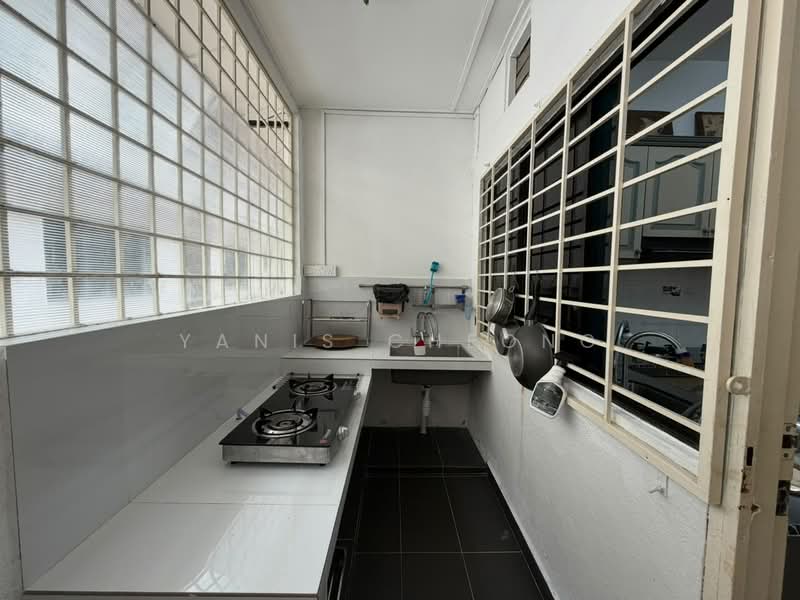 2-storey Terraced House for Rent in Kepong (Kuala Lumpur) - Yanis Cheong - Kitchen - PropertyGuru.com.my