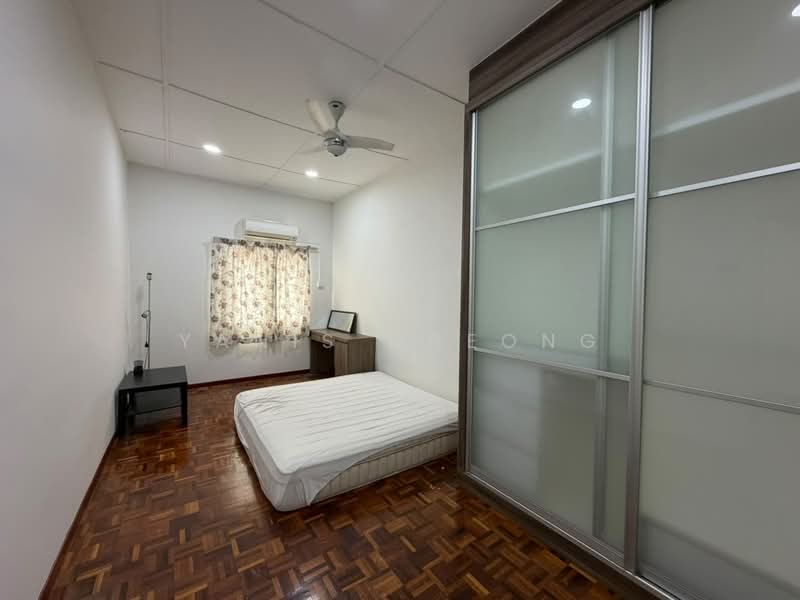 2-storey Terraced House for Rent in Kepong (Kuala Lumpur) - Yanis Cheong - Bedroom - PropertyGuru.com.my