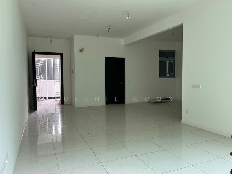 Kondominium untuk Dijual di Eco Terraces - Queenie Goon - Living Room - PropertyGuru.com.my