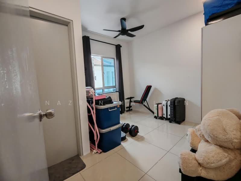 Terraced House for Sale in Kuala Selangor (Selangor) - Nazrin Hakimin - PropertyGuru.com.my