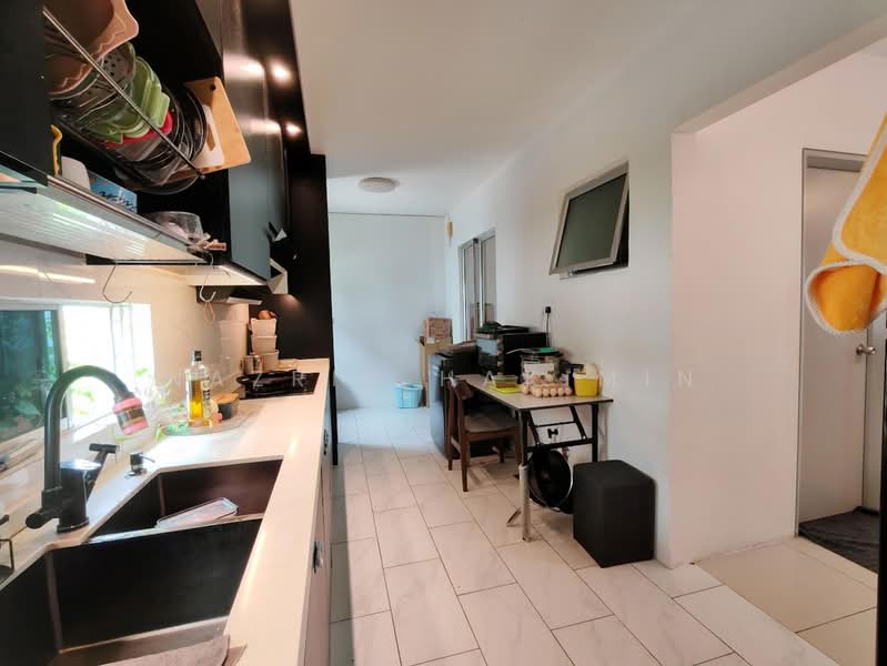 Terraced House for Sale in Kuala Selangor (Selangor) - Nazrin Hakimin - PropertyGuru.com.my