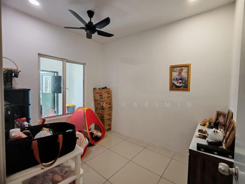 Terraced House for Sale in Kuala Selangor (Selangor) - Nazrin Hakimin - PropertyGuru.com.my