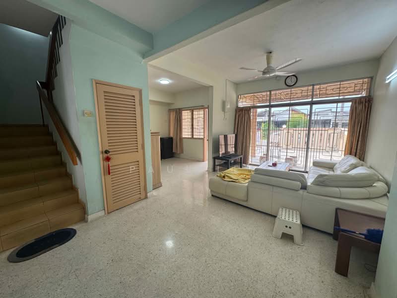 Rumah Teres 2-Tingkat untuk Disewa di SS18 (Subang Jaya) - Paul Lee - Living Room - PropertyGuru.com.my