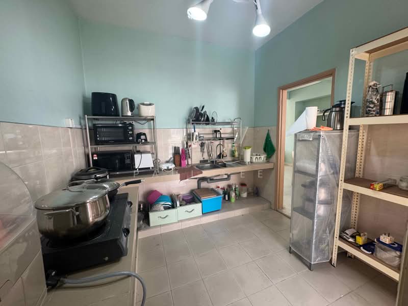Rumah Teres 2-Tingkat untuk Disewa di SS18 (Subang Jaya) - Paul Lee - Kitchen - PropertyGuru.com.my
