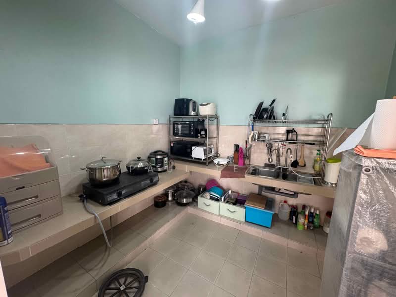 Rumah Teres 2-Tingkat untuk Disewa di SS18 (Subang Jaya) - Paul Lee - Kitchen - PropertyGuru.com.my