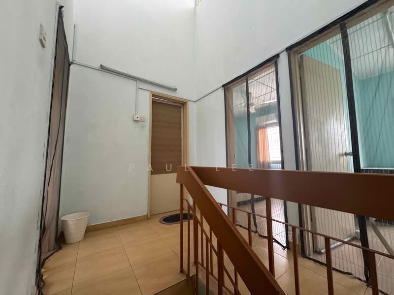 Rumah Teres 2-Tingkat untuk Disewa di SS18 (Subang Jaya) - Paul Lee - Entrance - PropertyGuru.com.my