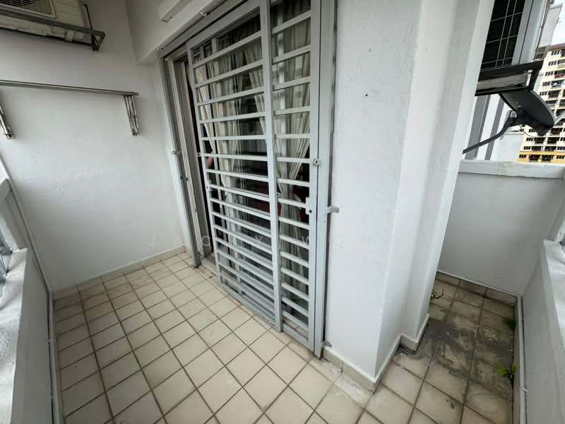 Kondominium untuk Dijual di Pelangi Damansara - Jacky Wong - Balcony - PropertyGuru.com.my