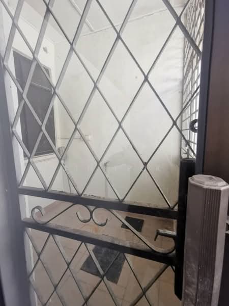 2-storey Terraced House for Rent in Taman Perling (Perling) - Jin Teok - Entrance - PropertyGuru.com.my