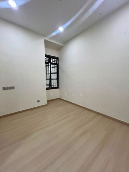 Rumah Teres 2 Tingkat untuk Dijual di Bandar Seri Alam (Masai) - KS Tan - PropertyGuru.com.my