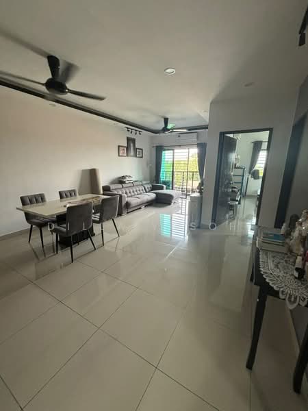 Condominium for Sale at Residensi Zamrud - DILLA YUSOFF - Living Room - PropertyGuru.com.my