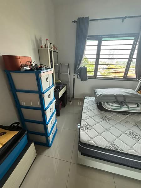 Condominium for Sale at Residensi Zamrud - DILLA YUSOFF - Bedroom - PropertyGuru.com.my