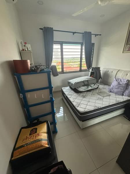 Condominium for Sale at Residensi Zamrud - DILLA YUSOFF - Bedroom - PropertyGuru.com.my