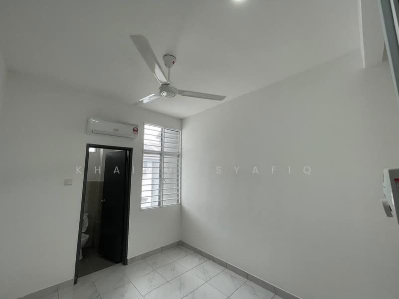 2-storey Terraced House for Sale in Alam Perdana (Puncak Alam) - Khairul Syafiq - PropertyGuru.com.my
