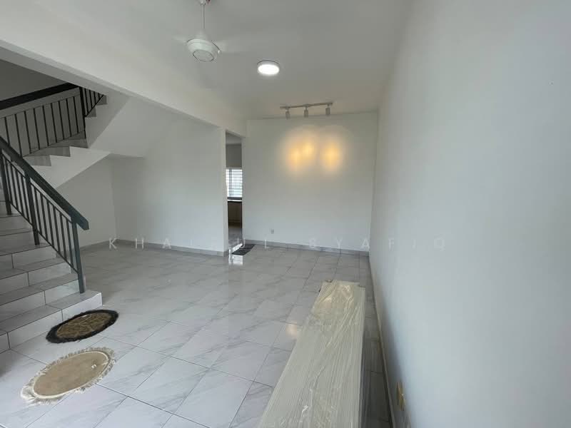 2-storey Terraced House for Sale in Alam Perdana (Puncak Alam) - Khairul Syafiq - PropertyGuru.com.my