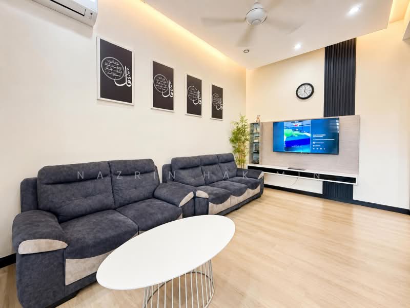 Terraced House for Sale in Klang (Selangor) - Nazrin Hakimin - Living Room - PropertyGuru.com.my
