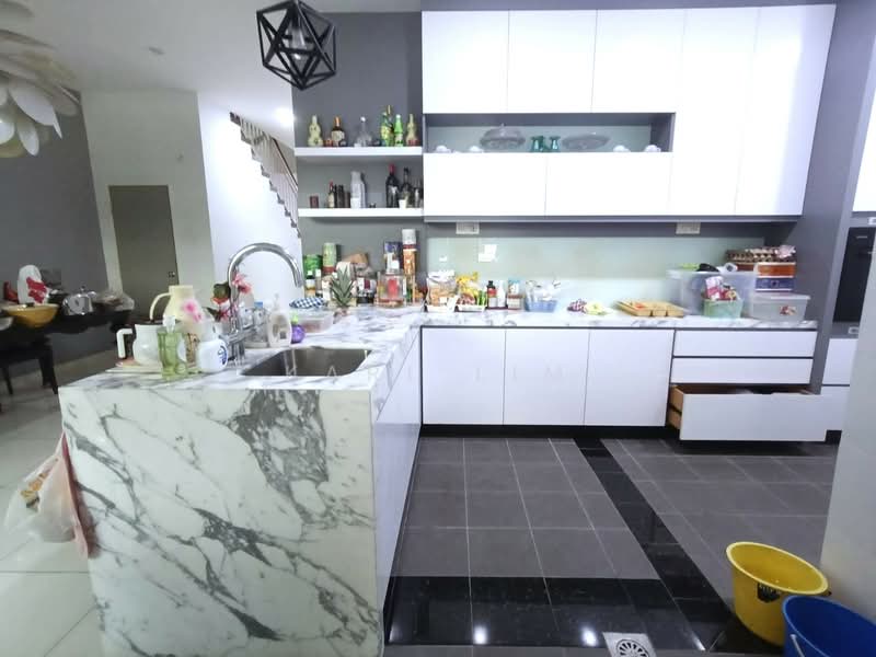 2-storey Terraced House for Sale in Taman Laguna (Johor Bahru) - Karl Lim - Kitchen - PropertyGuru.com.my