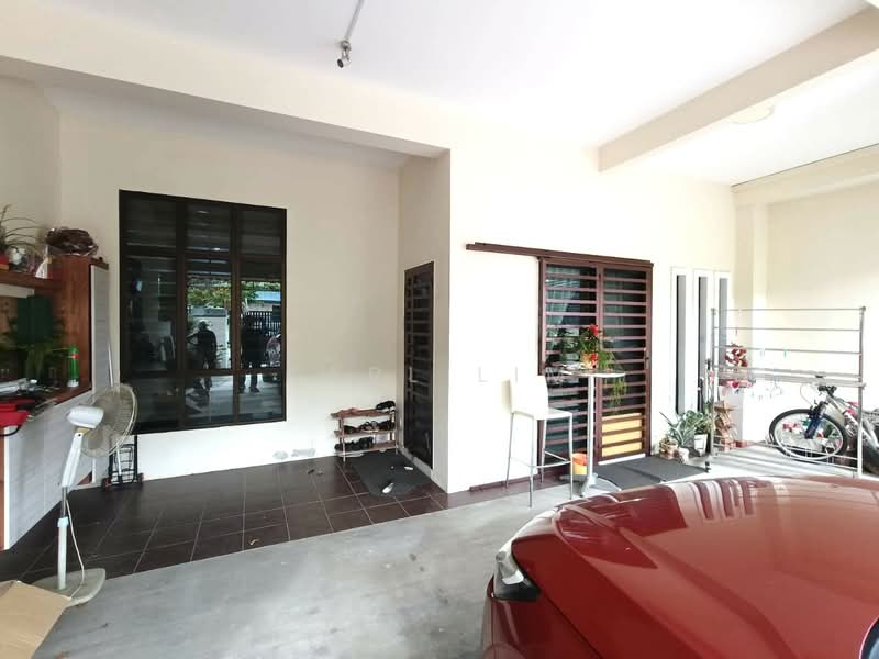 2-storey Terraced House for Sale in Taman Laguna (Johor Bahru) - Karl Lim - Entrance - PropertyGuru.com.my