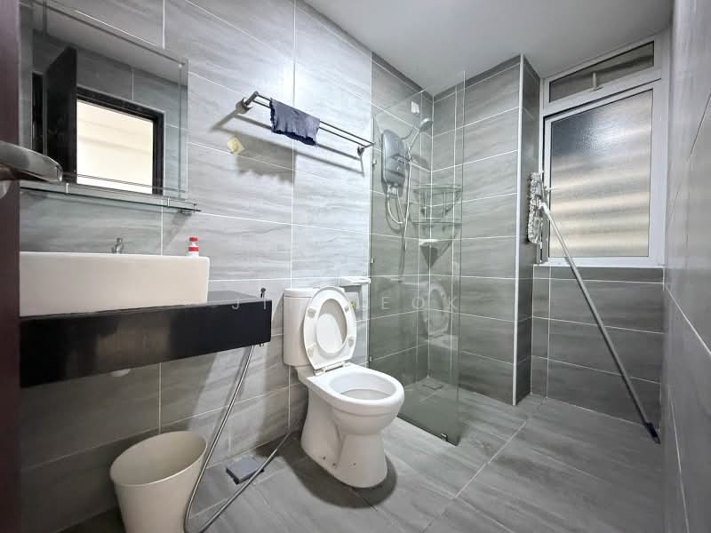 Servis Apartment untuk Disewa di KSL Residence @ Daya - Jin Teok - Bathroom - PropertyGuru.com.my