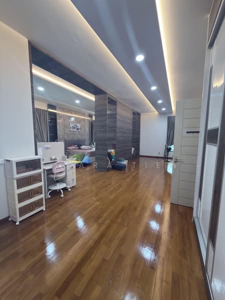 Semi-Detached House for Sale in Taman Perling (Perling) - Lilara Tiew - PropertyGuru.com.my