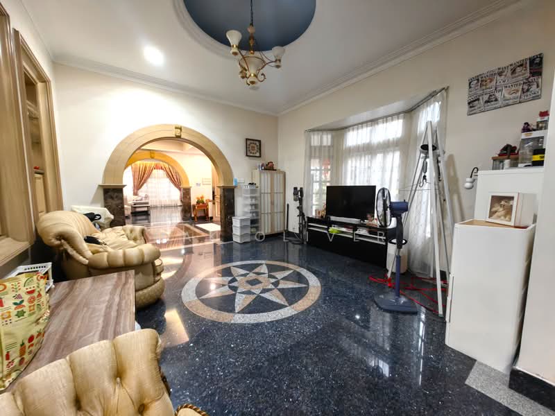 Rumah Banglo untuk Dijual di Country Heights (Kajang) - Mak Oliver - Living Room - PropertyGuru.com.my
