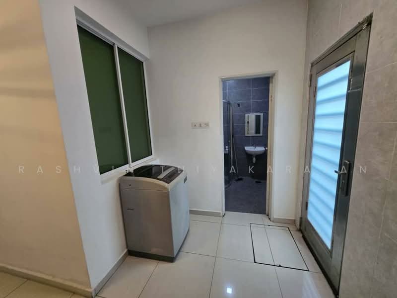 2-storey Terraced House for Rent in Ipoh (Perak) - Rashvin Thiyakarajan - Bathroom - PropertyGuru.com.my