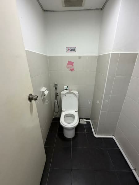 Factory for Rent in Seksyen 15 (Shah Alam) - Andrew Yap - Bathroom - PropertyGuru.com.my