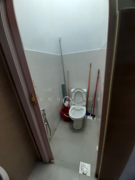 1-storey Terraced House for Rent in Taman Sejahtera (Bukit Mertajam) - Sunny Lok - Bathroom - PropertyGuru.com.my