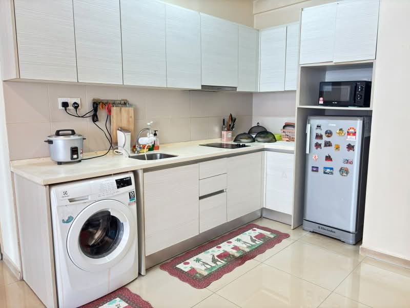 Service Residence for Rent at i-SOHO @ i-City - Tracy Chua - Kitchen - PropertyGuru.com.my