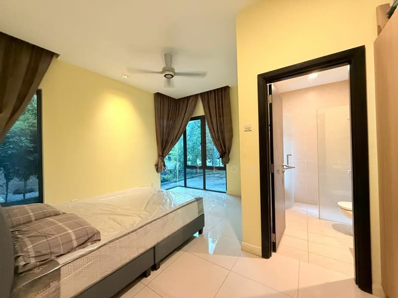 Rumah Banglo untuk Dijual di Leisure Farm (Gelang Patah) - Jin Teok - PropertyGuru.com.my